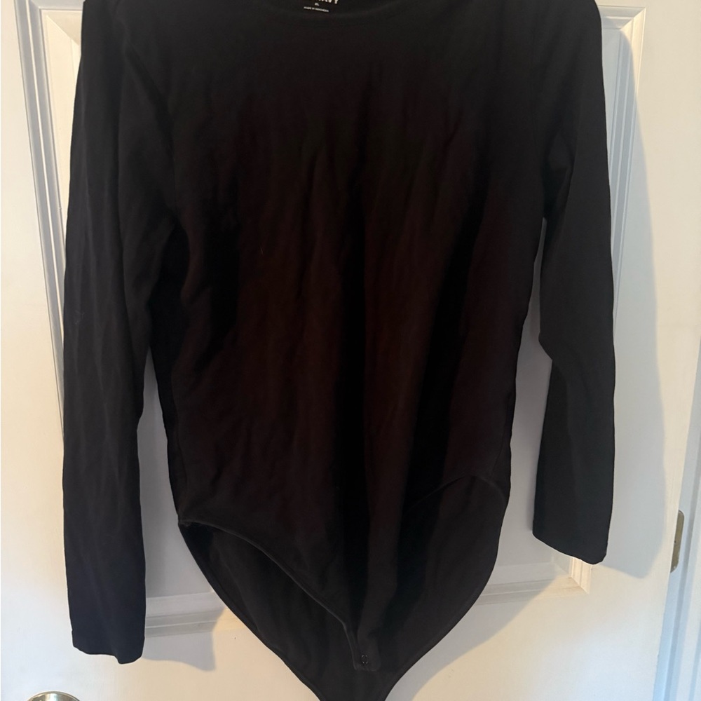 Old Navy Black Long Sleeve Tee